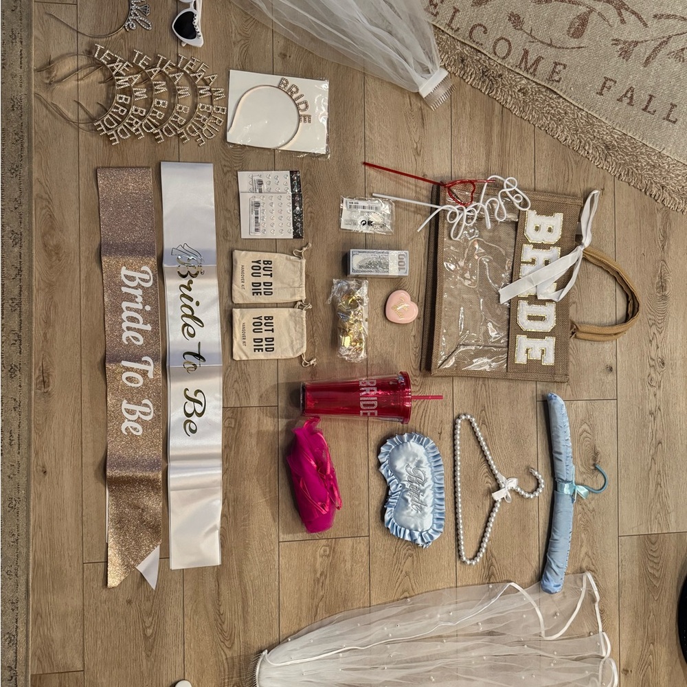 Bride To Be Accessories Set